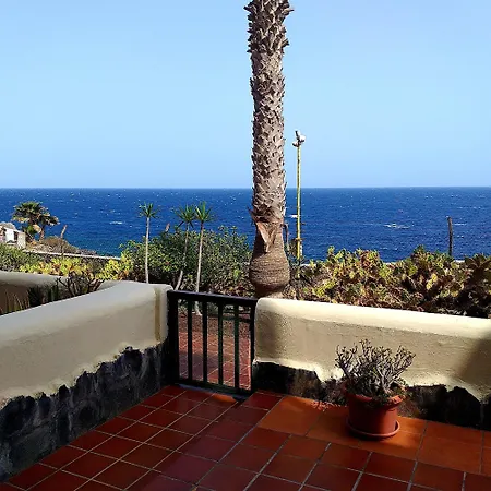 Your Terrace On The Ocean דירה *